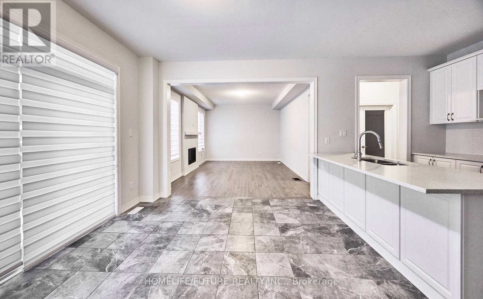 23 Faimira Avenue, Georgina, Ontario  L4P 0C2 - Photo 18 - N12893826