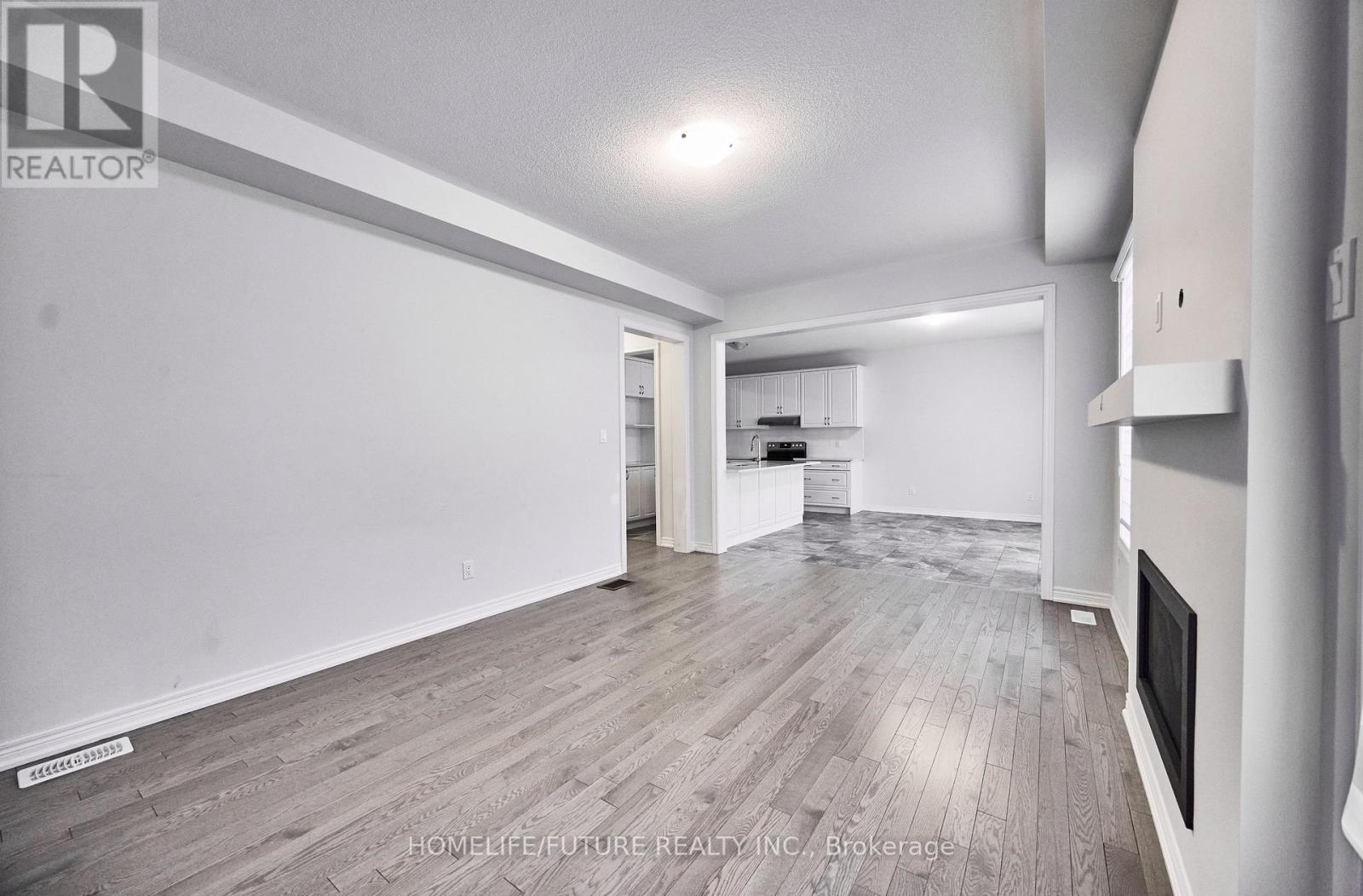 23 Faimira Avenue, Georgina, Ontario  L4P 0C2 - Photo 23 - N12893826