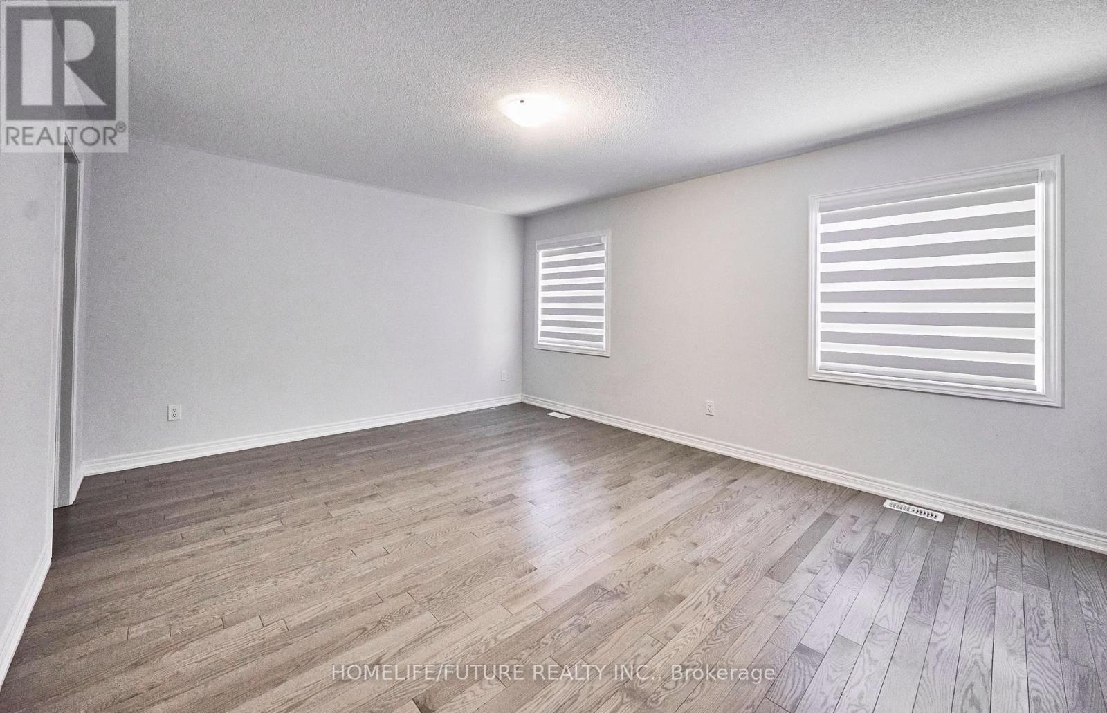 23 Faimira Avenue, Georgina, Ontario  L4P 0C2 - Photo 29 - N12893826