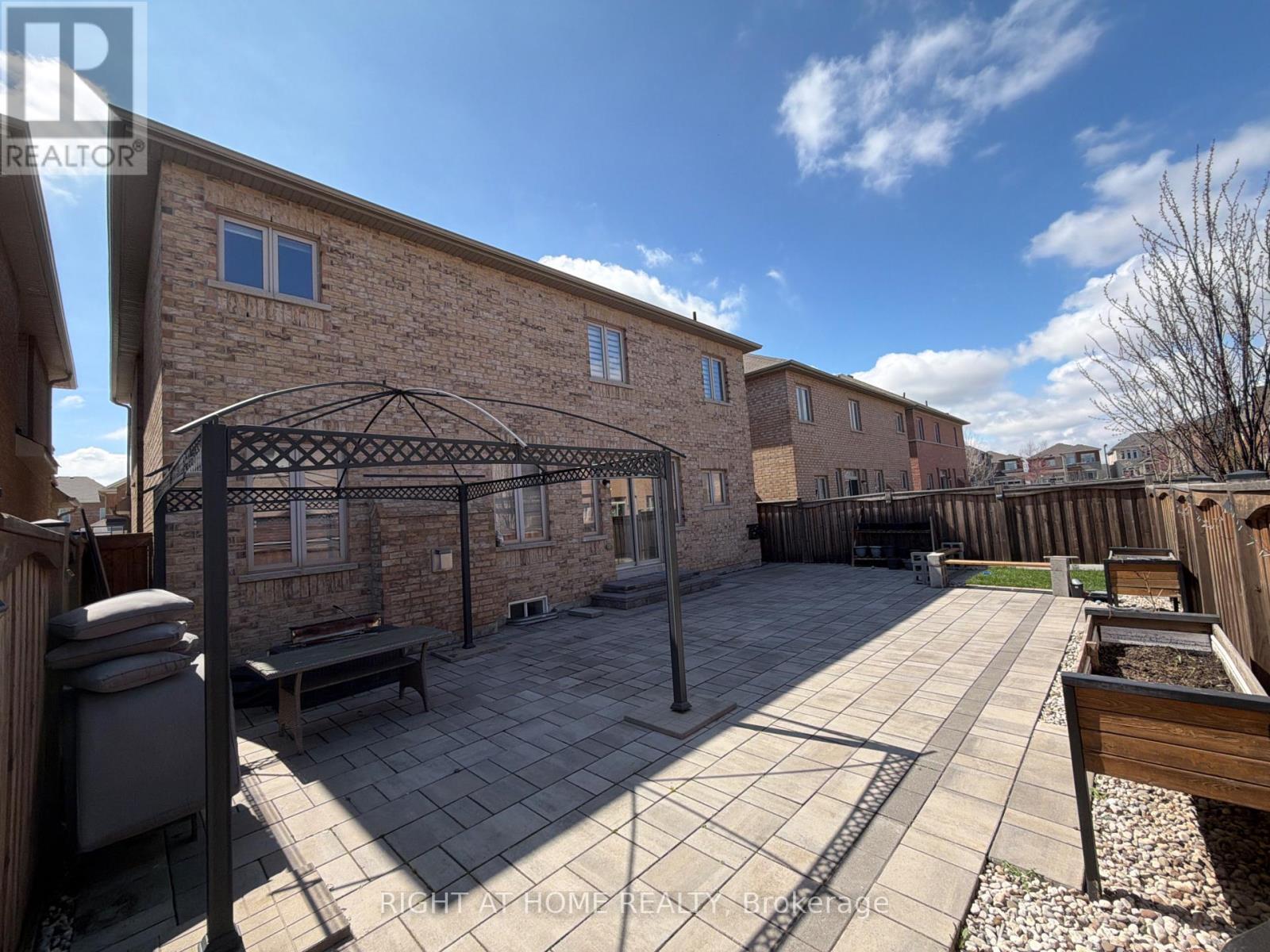 3169 Larry Crescent, Oakville, Ontario  L6M 0T1 - Photo 22 - W13014024