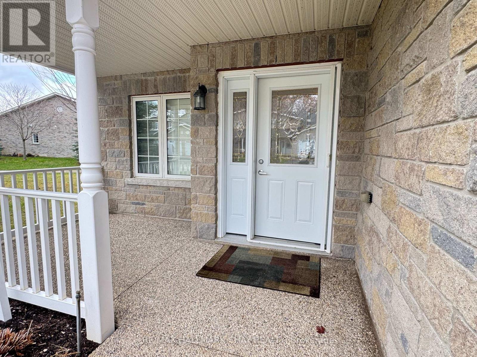 31 Garden Grove Crescent, Wasaga Beach, Ontario  L9Z 0E6 - Photo 3 - S12830646