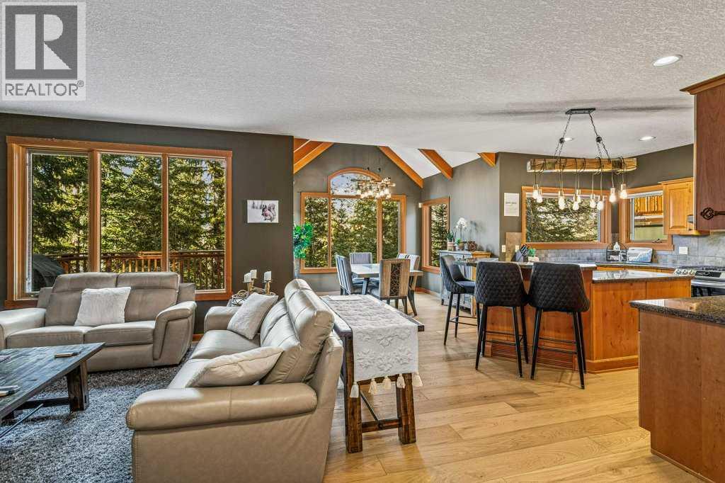 215 Miskow Close, Canmore, Alberta  T1W 3G7 - Photo 6 - A2280972