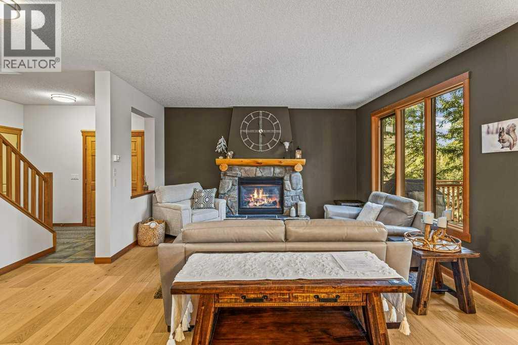 215 Miskow Close, Canmore, Alberta  T1W 3G7 - Photo 10 - A2280972