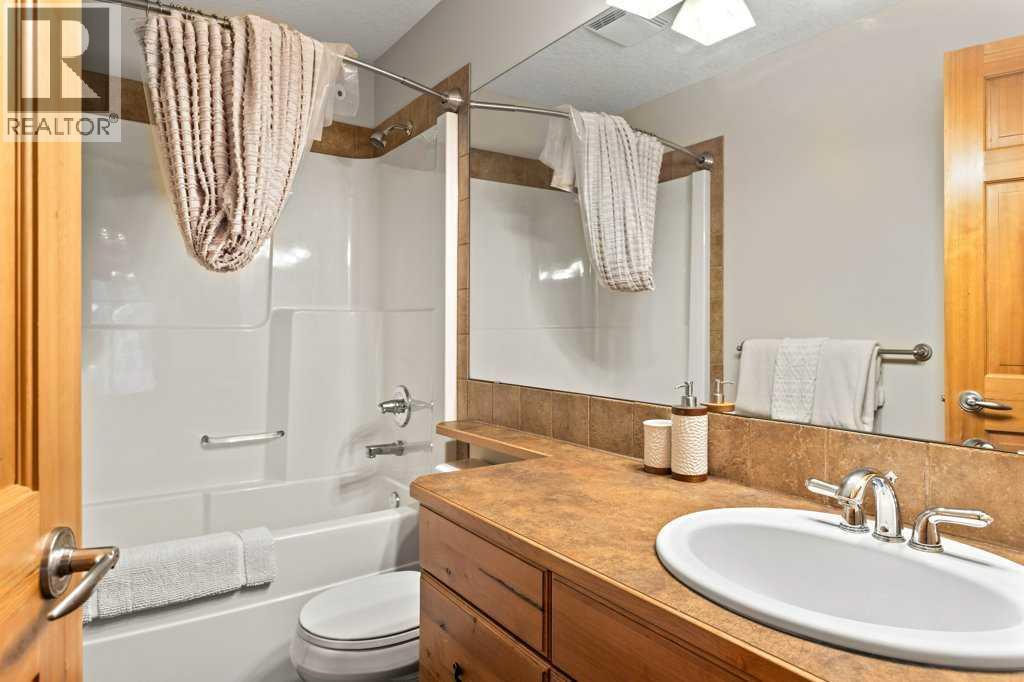 215 Miskow Close, Canmore, Alberta  T1W 3G7 - Photo 30 - A2280972