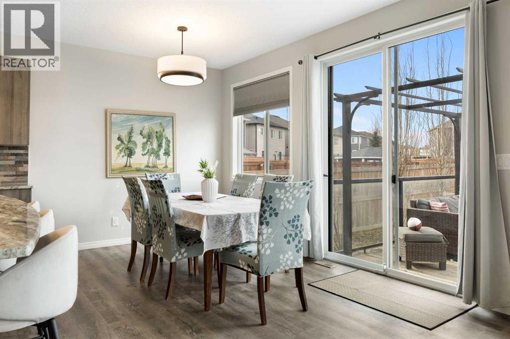 1 Osborne Common Sw, Airdrie, Alberta  T4B 5E3 - Photo 4 - A2302727