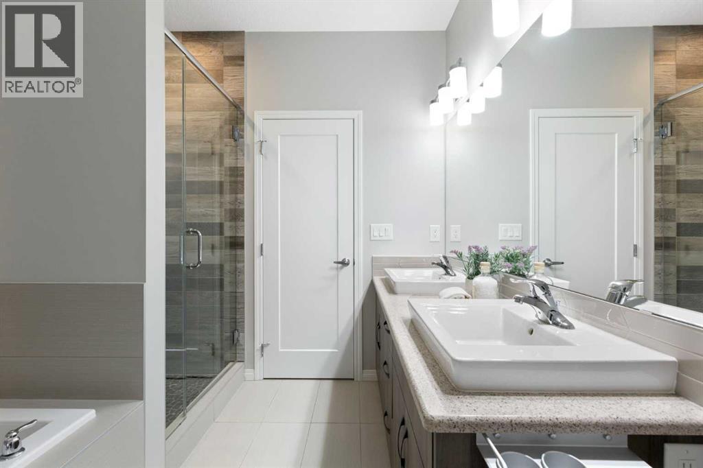 1 Osborne Common Sw, Airdrie, Alberta  T4B 5E3 - Photo 33 - A2302727