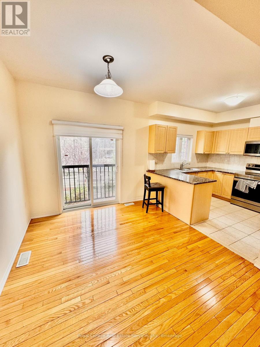 27 - 97 Georgian Drive, Oakville, Ontario  L6H 0E7 - Photo 4 - W13014240