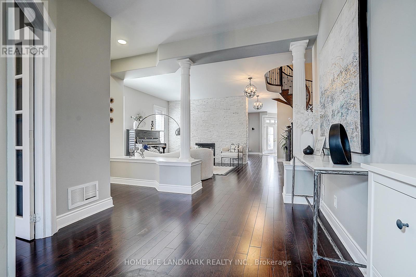 42 Hogaboom Avenue, Aurora, Ontario  L4G 0E6 - Photo 5 - N13015696