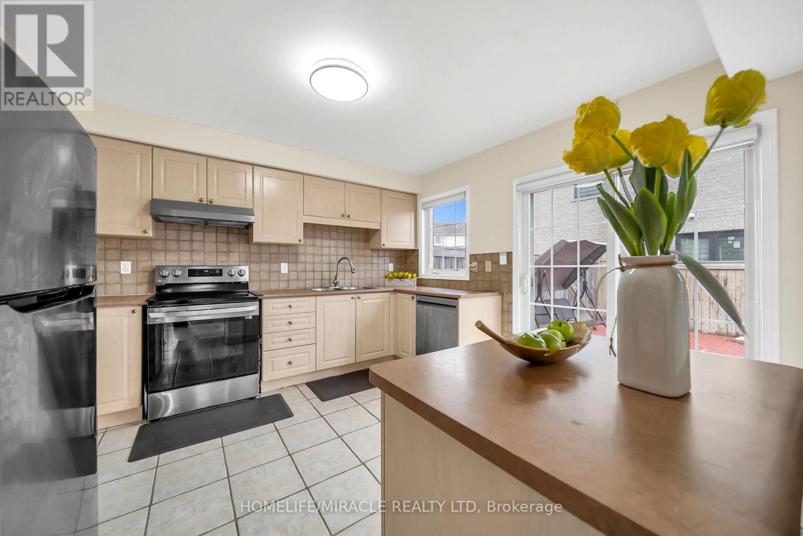 30 Orangegrove Drive, Brampton, Ontario  L7A 3N4 - Photo 25 - W13014838