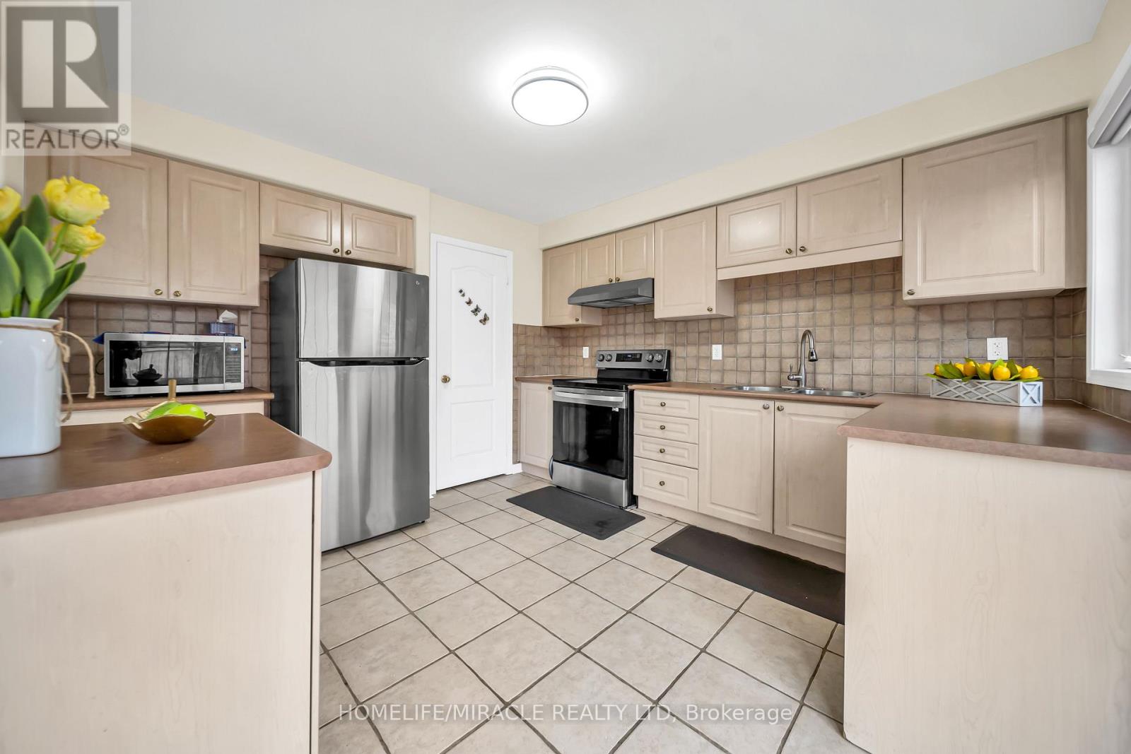 30 Orangegrove Drive, Brampton, Ontario  L7A 3N4 - Photo 21 - W13014838