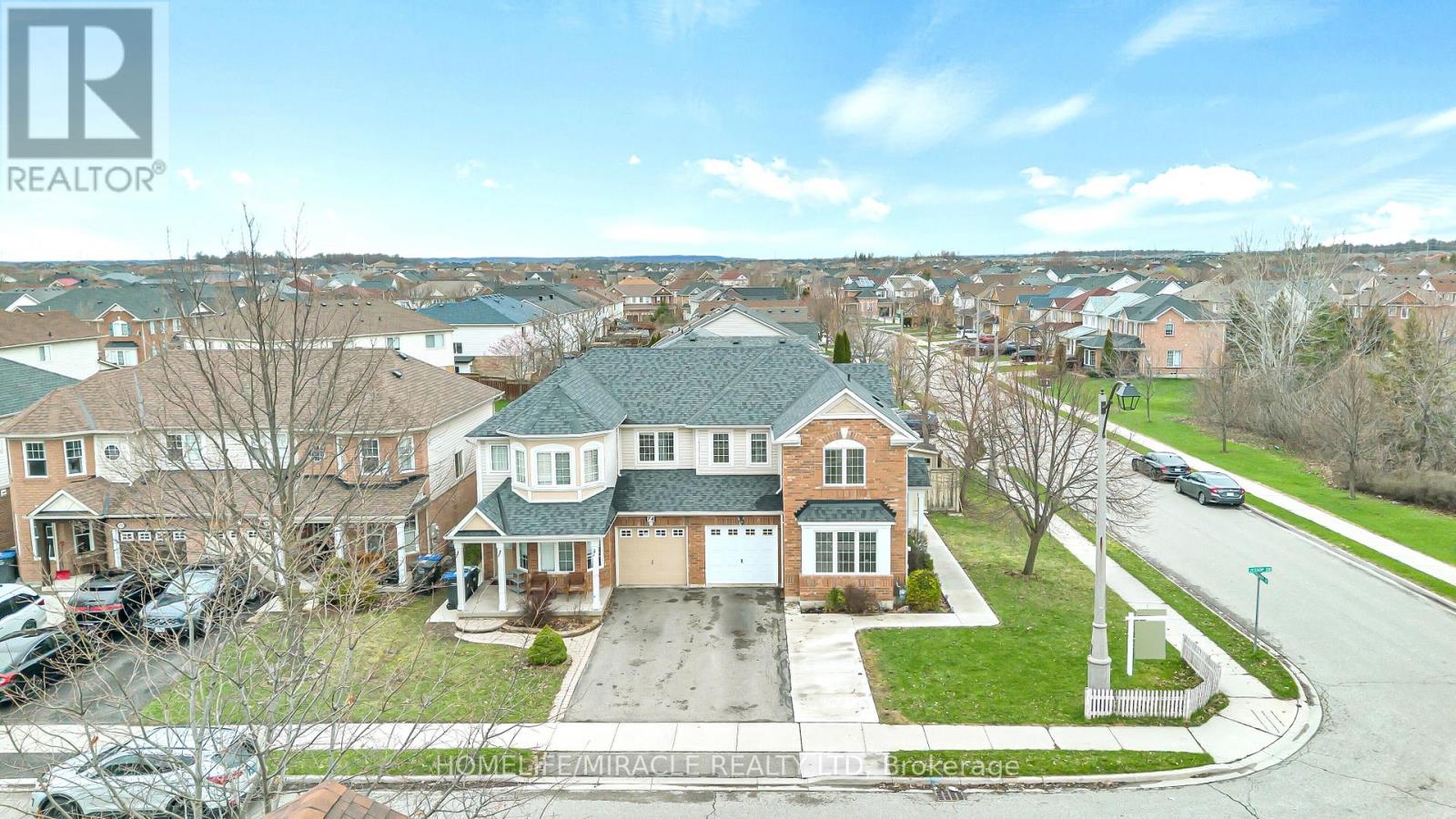 30 Orangegrove Drive, Brampton, Ontario  L7A 3N4 - Photo 6 - W13014838