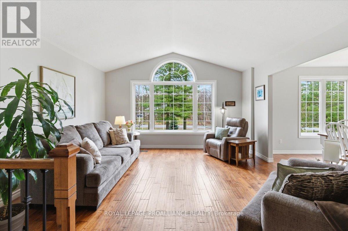 80 Whispering Woods Drive, Quinte West, Ontario  K8V 5P7 - Photo 14 - X13014424