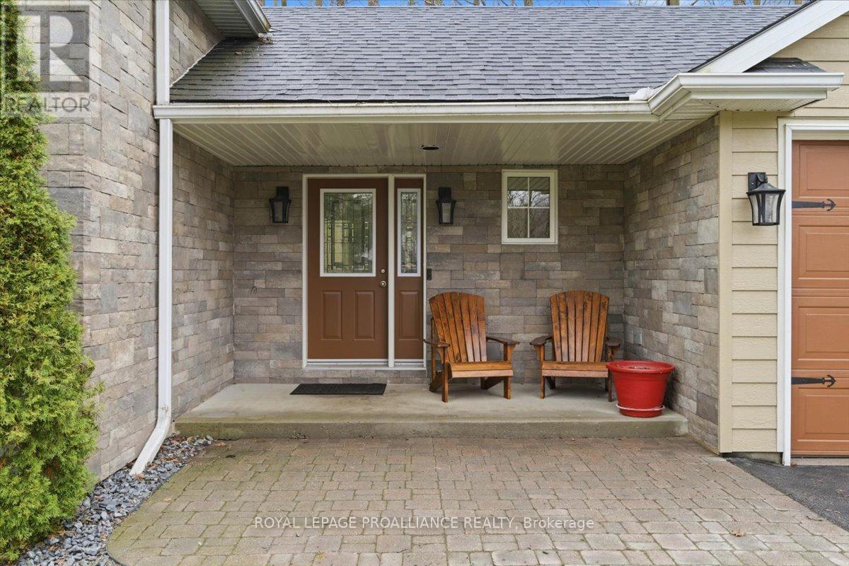 80 Whispering Woods Drive, Quinte West, Ontario  K8V 5P7 - Photo 5 - X13014424