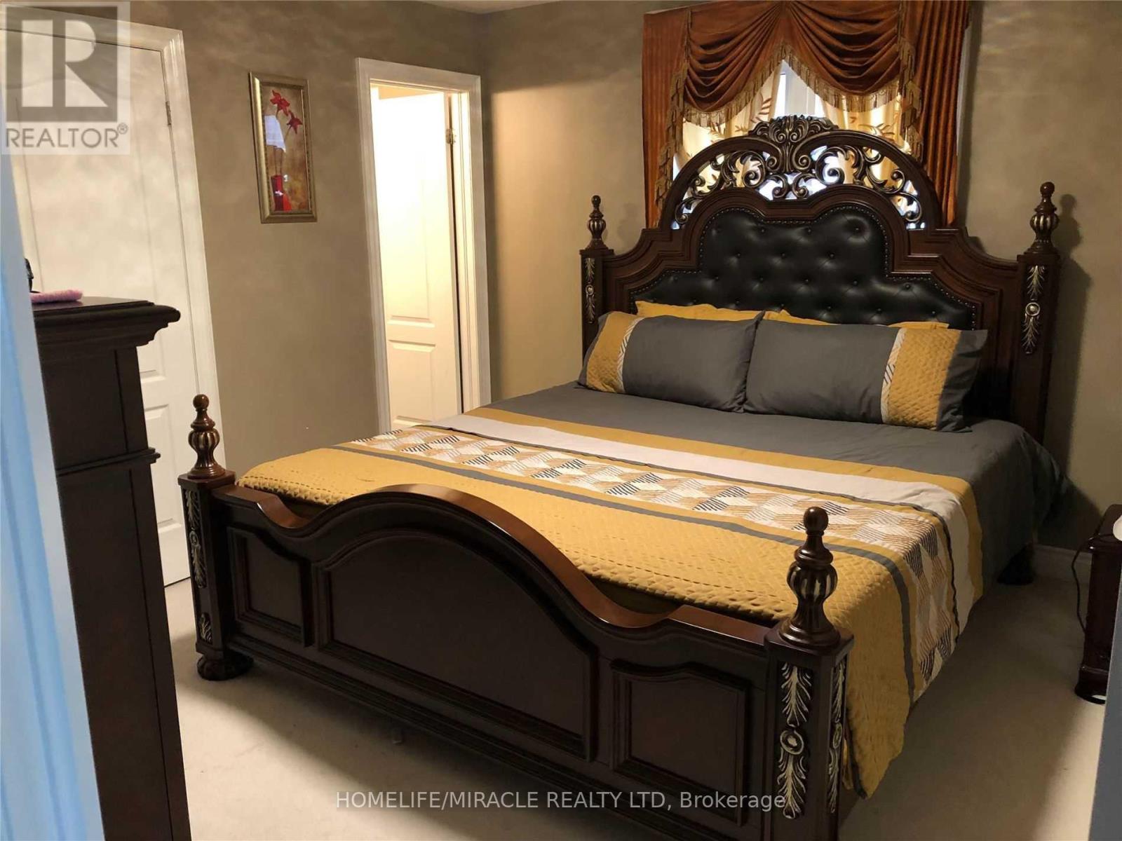 4 Louisburg Crescent, Brampton, Ontario  L6X 3A7 - Photo 6 - W13015668