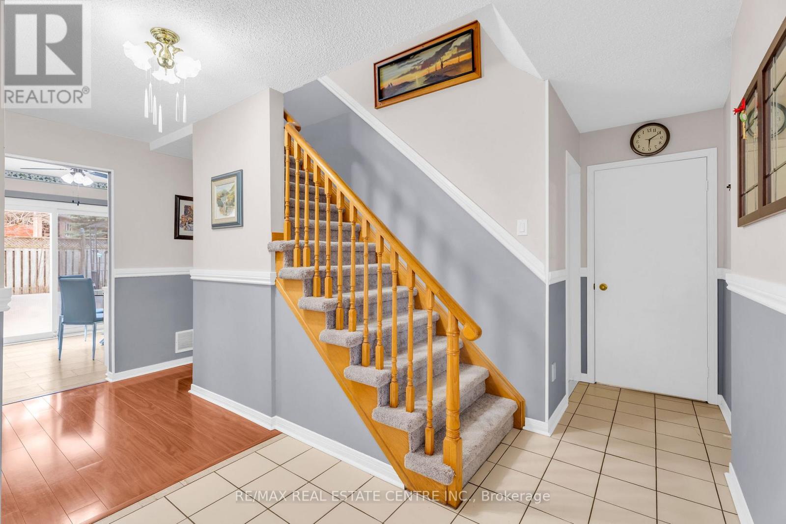 255 Kensington Place, Orangeville, Ontario  L9W 4G8 - Photo 14 - W13015692