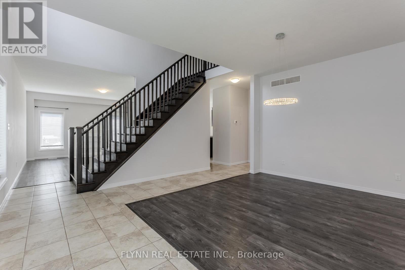 246 Woodway Trail, Norfolk, Ontario  N3Y 0C7 - Photo 7 - X13015652