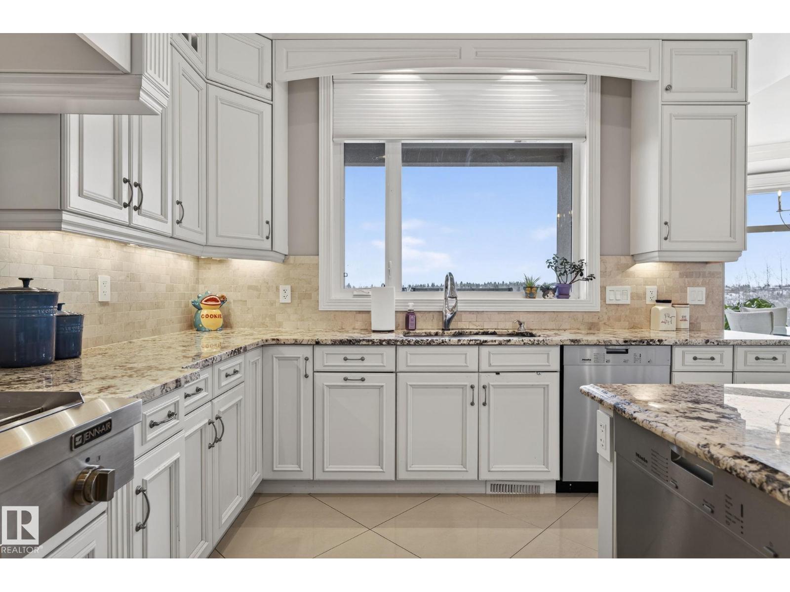 1413 Woodward Cr Nw, Edmonton, Alberta  T6M 0A3 - Photo 21 - E4483001