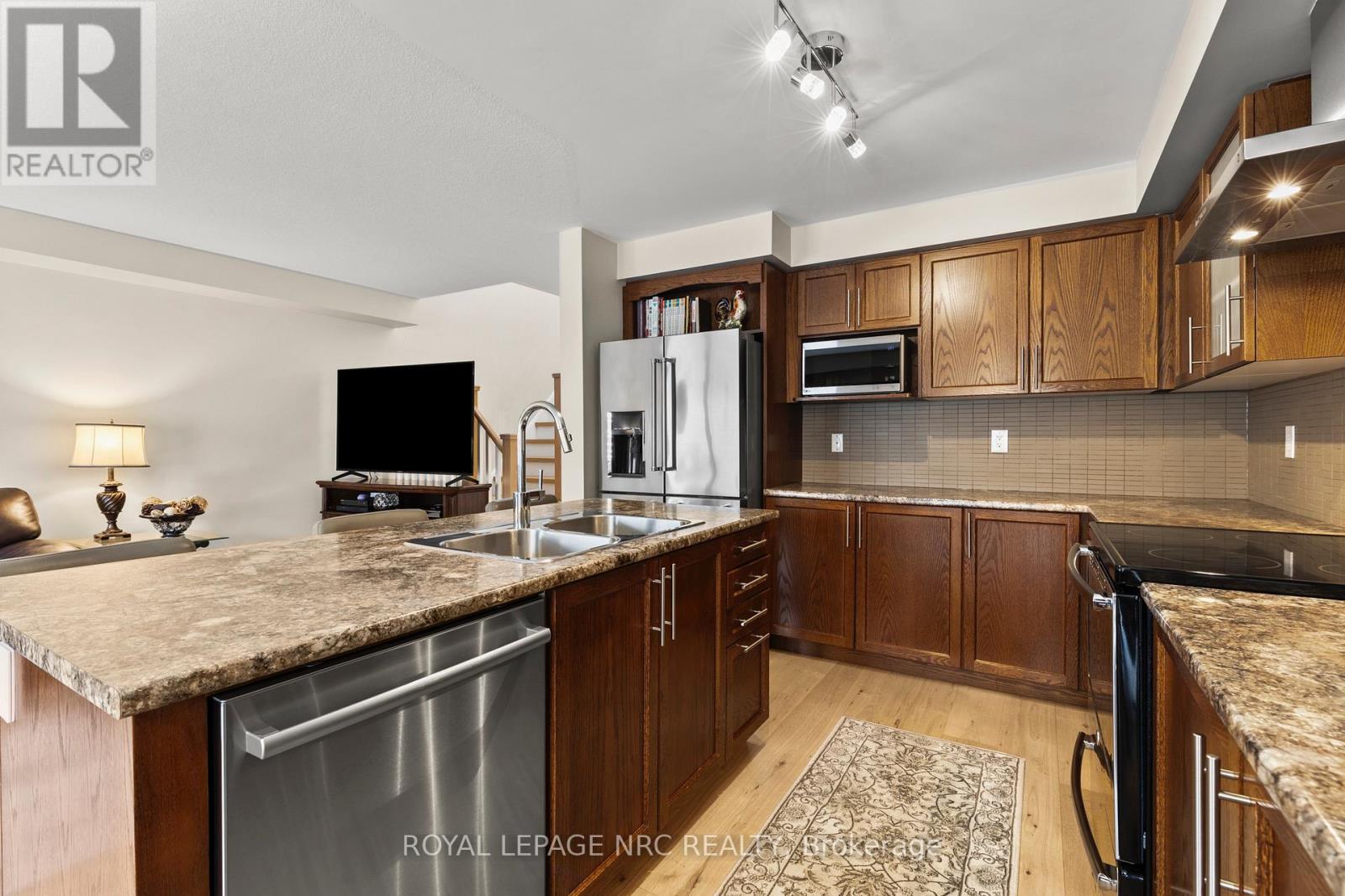 8679 Dogwood Crescent, Niagara Falls, Ontario  L2H 2Y6 - Photo 12 - X13015720