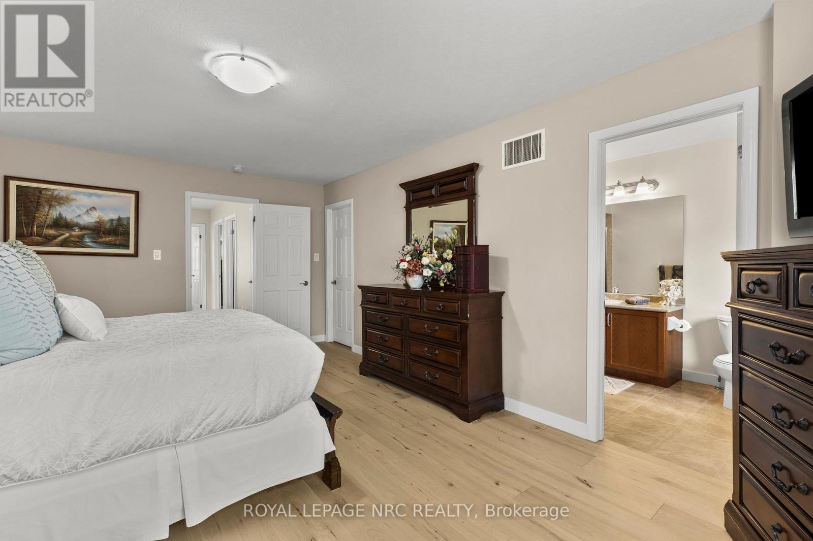 8679 Dogwood Crescent, Niagara Falls, Ontario  L2H 2Y6 - Photo 15 - X13015720