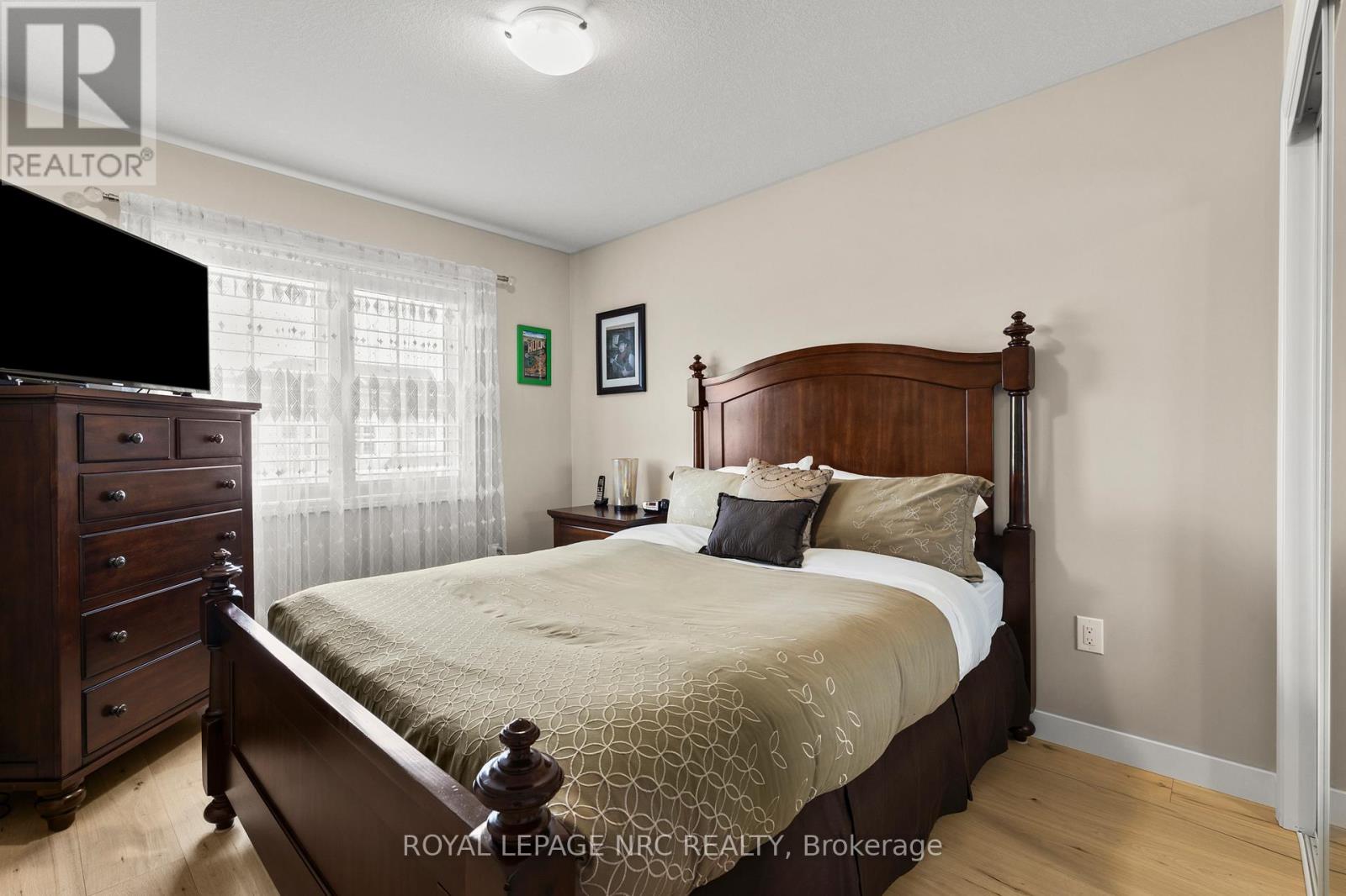 8679 Dogwood Crescent, Niagara Falls, Ontario  L2H 2Y6 - Photo 19 - X13015720