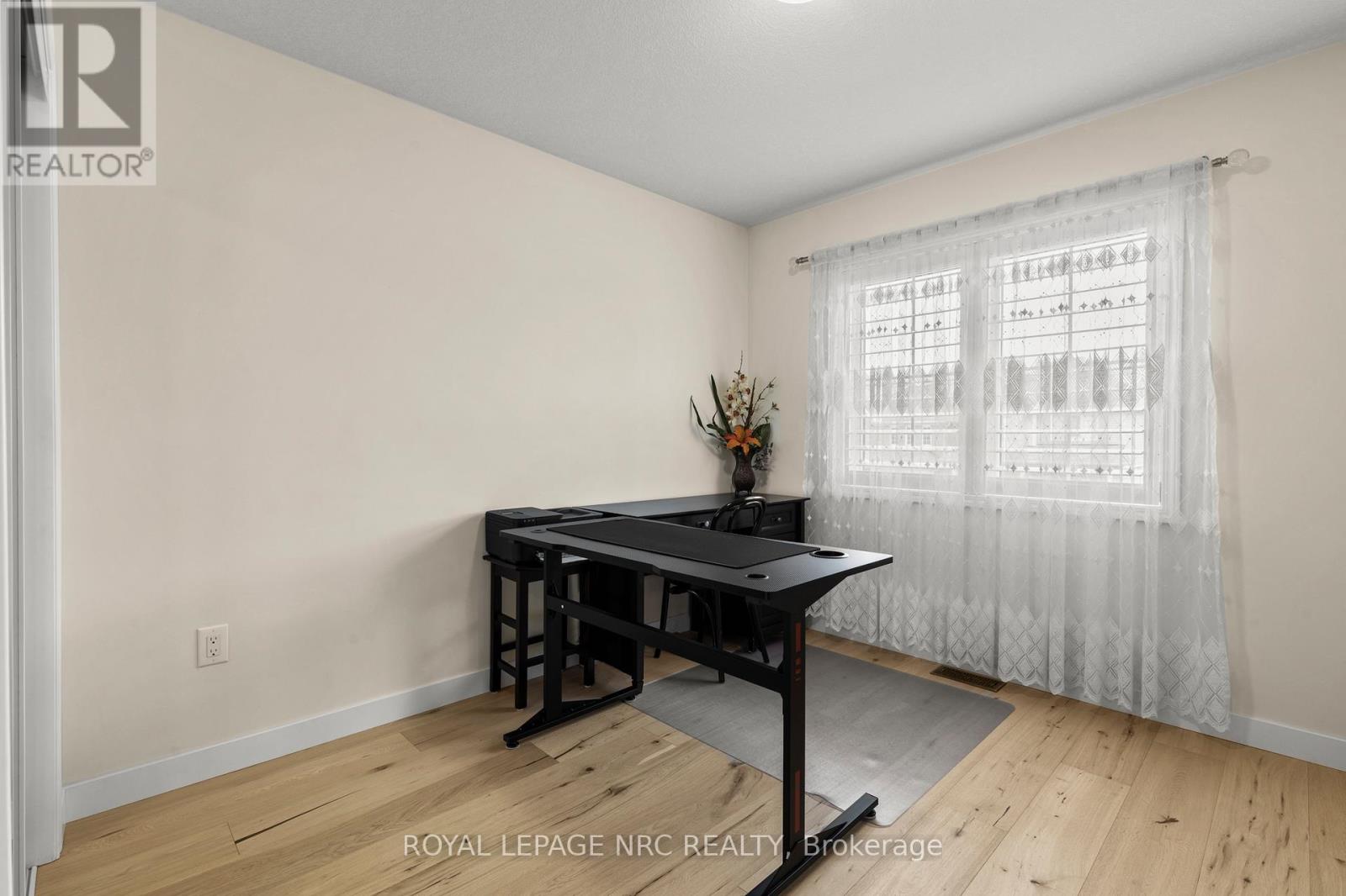 8679 Dogwood Crescent, Niagara Falls, Ontario  L2H 2Y6 - Photo 20 - X13015720