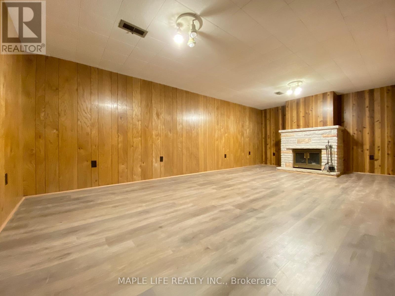 16 Lyndale Drive, Toronto, Ontario  M2N 2Y1 - Photo 20 - C12999300