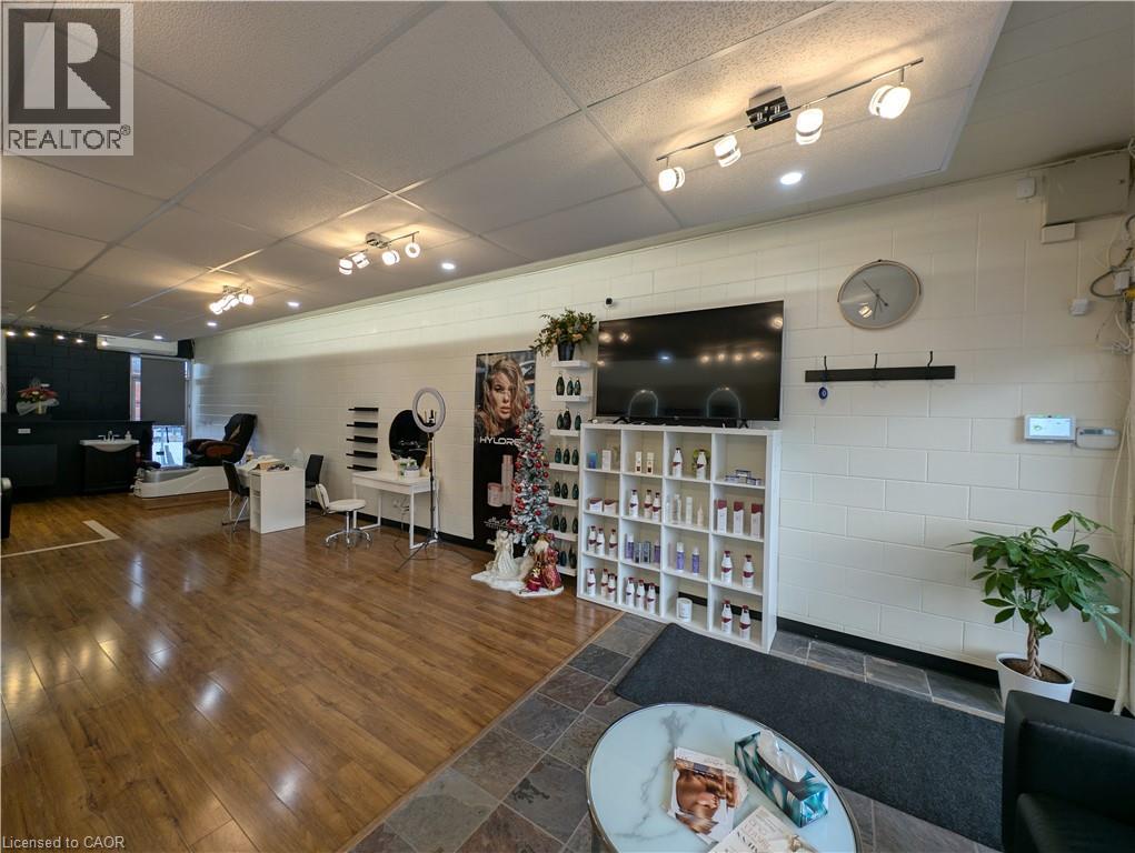 33 Elm Street Unit# 2, Grimsby, Ontario  L3M 3G5 - Photo 11 - 40820726