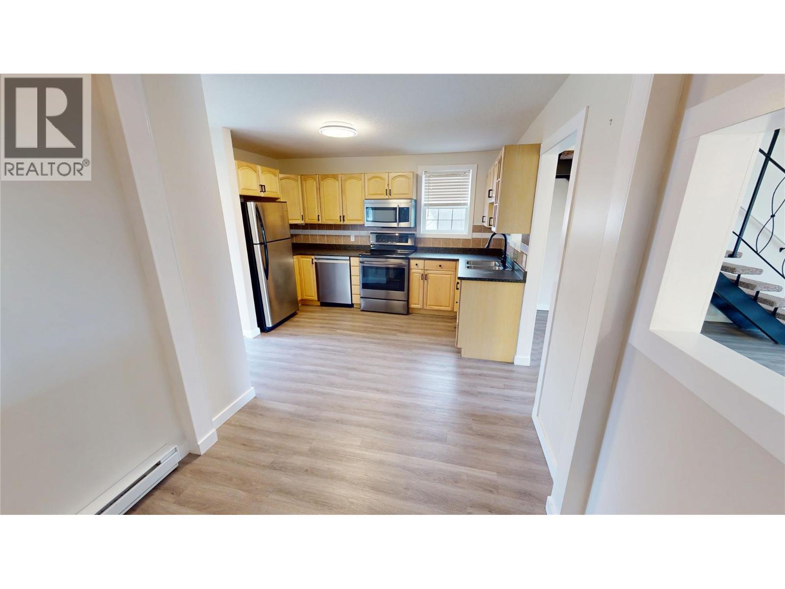 109 9th Avenue S, Cranbrook, British Columbia  V1C 2M1 - Photo 10 - 10383991