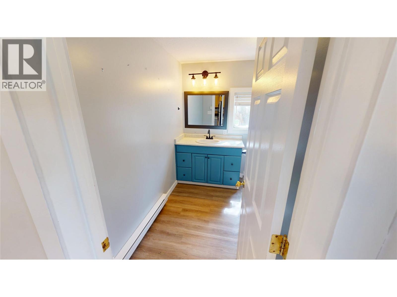 109 9th Avenue S, Cranbrook, British Columbia  V1C 2M1 - Photo 11 - 10383991