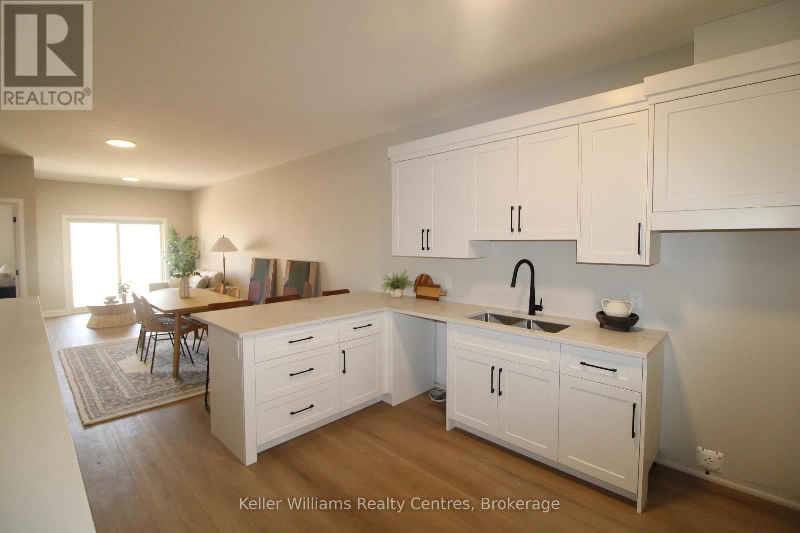 258 7th Street, Hanover, Ontario  N4N 1G9 - Photo 6 - X13015742