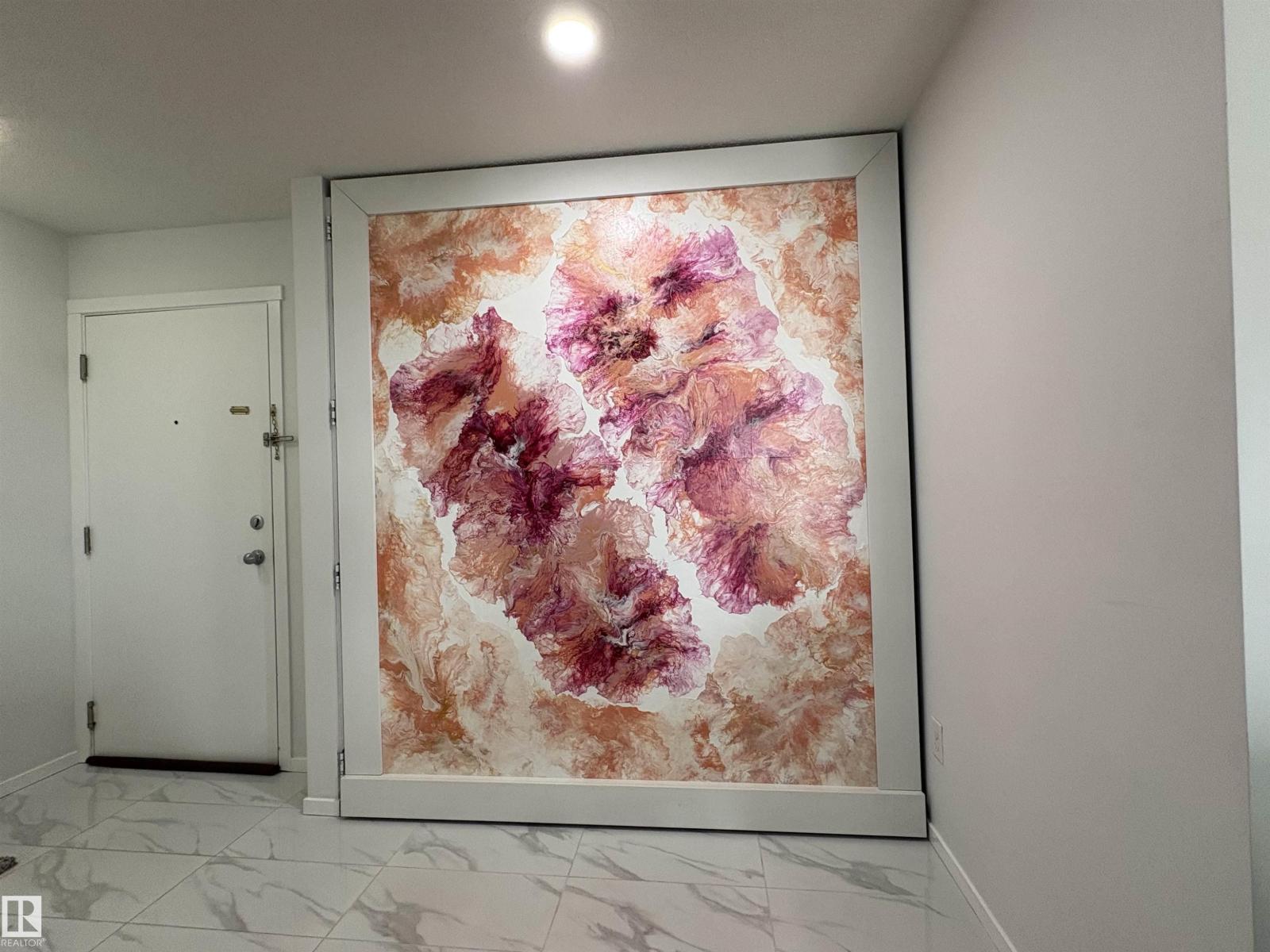 #423 18126 77 St NW, Edmonton, Alberta  T5Z 0N7 - Photo 3 - E4482304