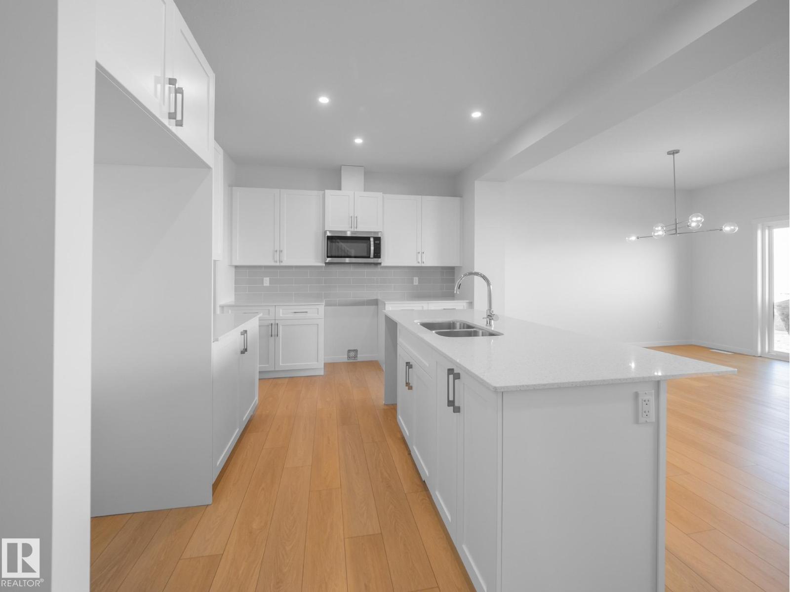 7005 176a Av Nw, Edmonton, Alberta  T5Z 0X8 - Photo 15 - E4483016