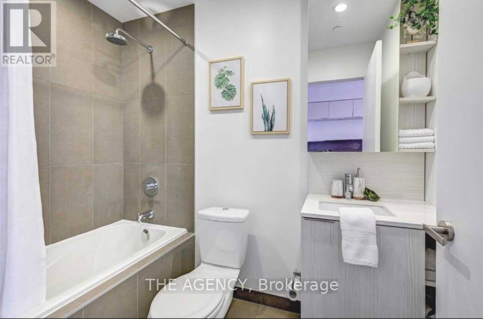 1810 - 55 Regent Park Boulevard, Toronto, Ontario  M5A 0C2 - Photo 7 - C13015710