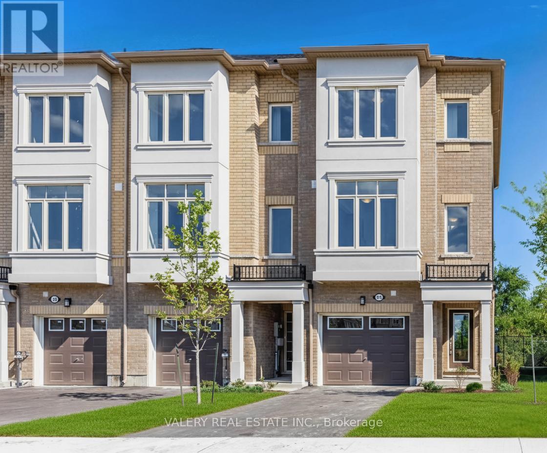 127 PIDGEON STREET, Toronto, Ontario