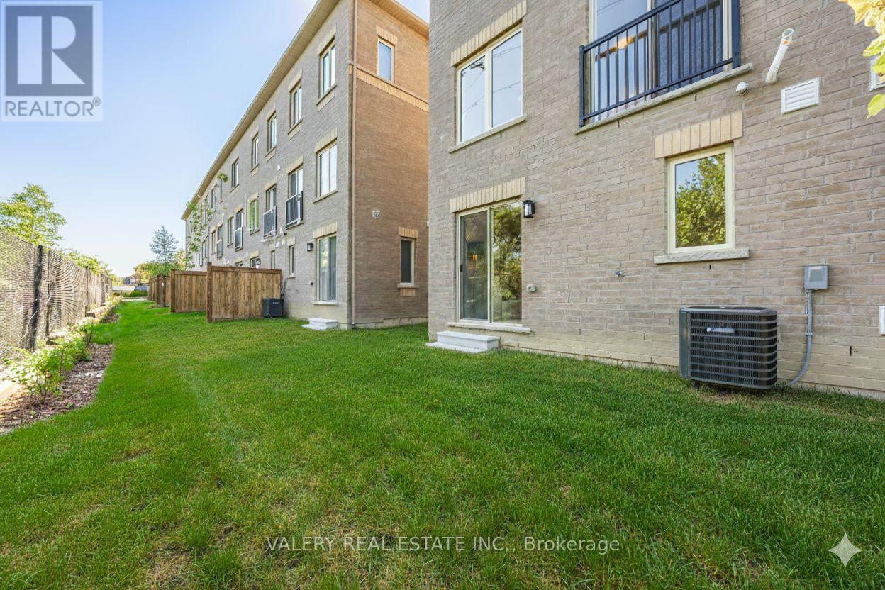 127 Pidgeon Street, Toronto, Ontario  M1L 0J3 - Photo 26 - E13015788