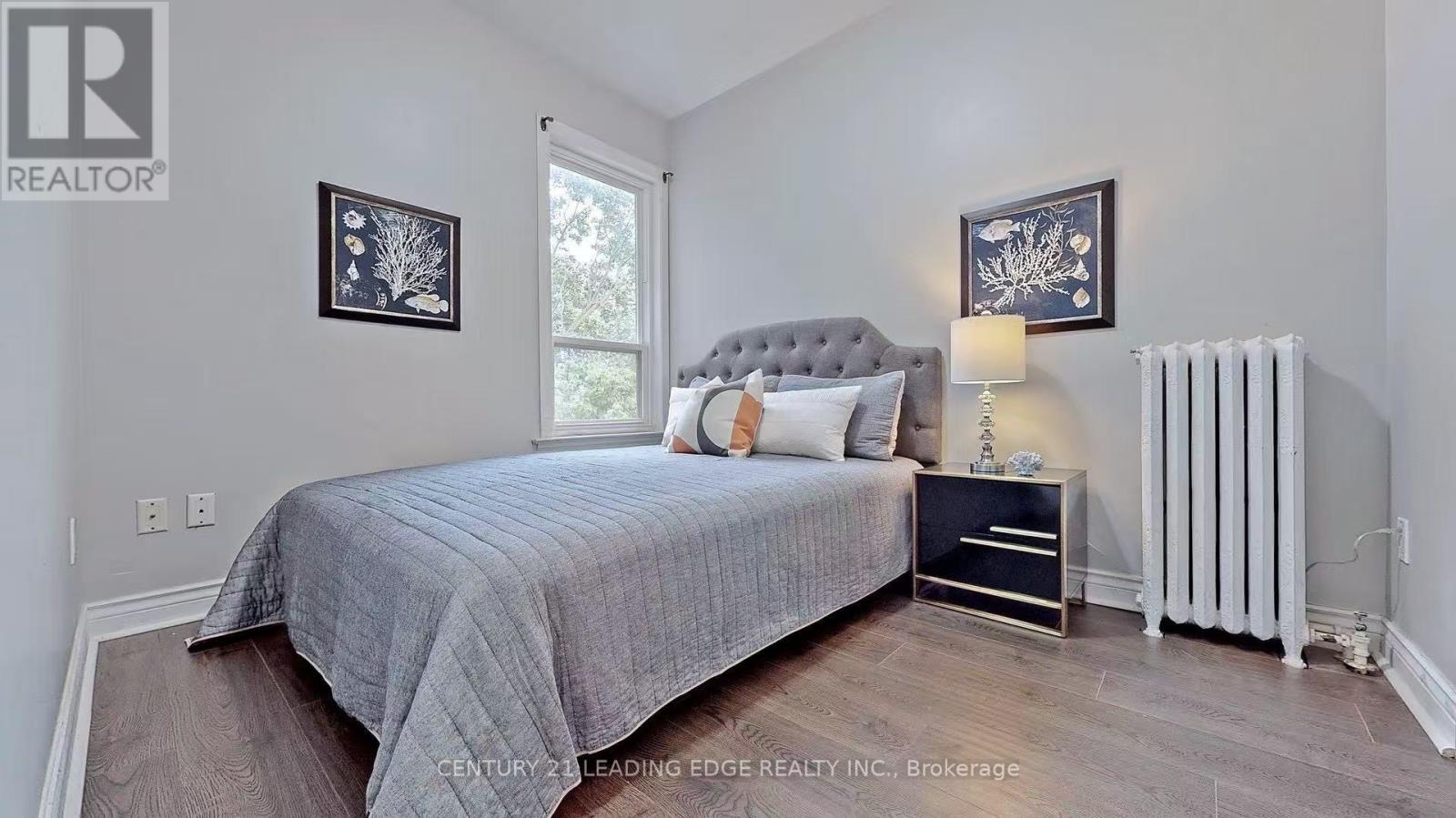 Main Level - 233 Borden Street, Toronto, Ontario  M5S 2N5 - Photo 10 - C13015780