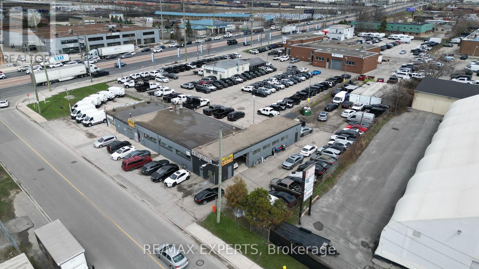 49 Costa Road, Vaughan, Ontario  L4K 1M9 - Photo 7 - N13013812