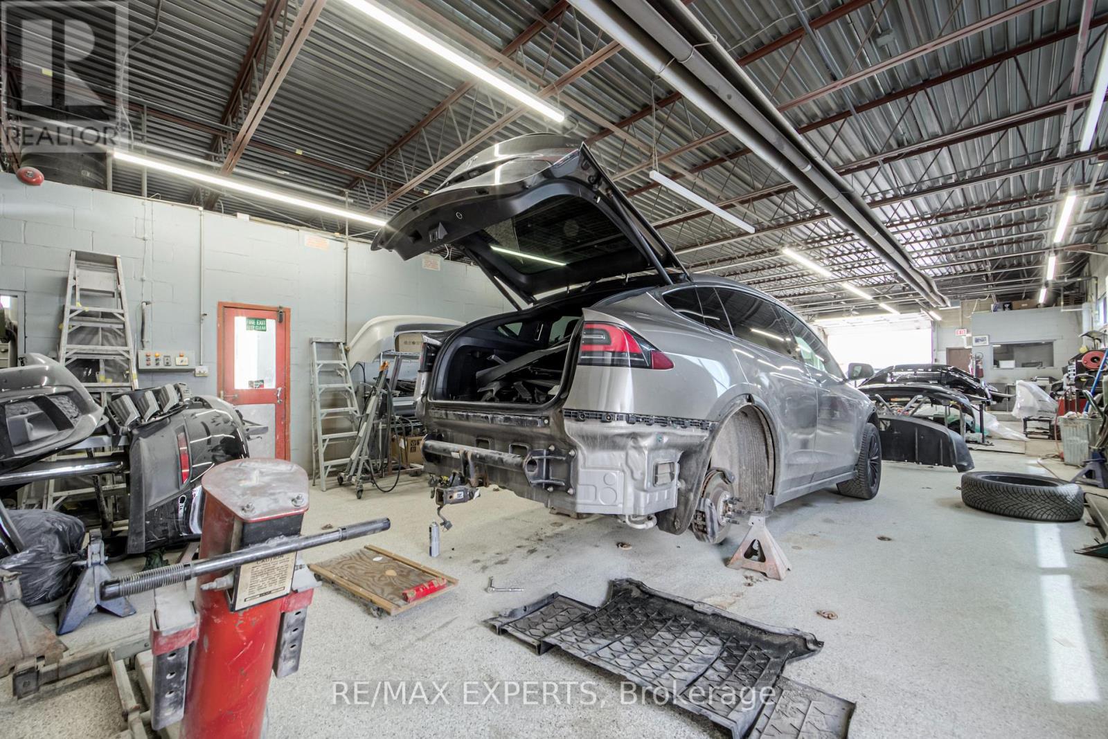 49 Costa Road, Vaughan, Ontario  L4K 1M9 - Photo 9 - N13013812