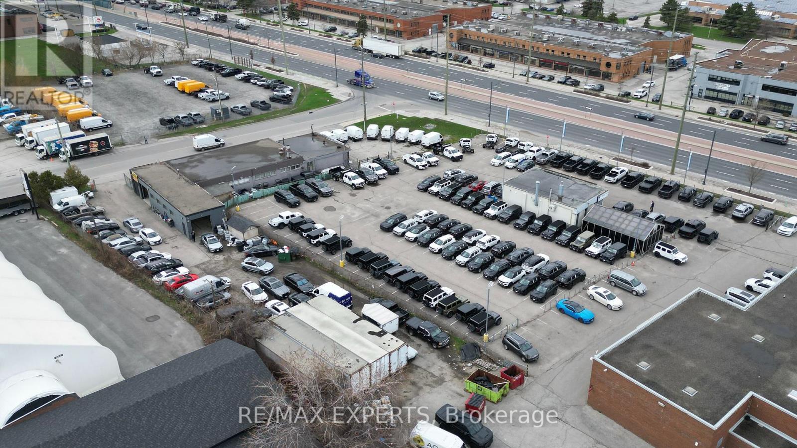 49 Costa Road, Vaughan, Ontario  L4K 1M9 - Photo 4 - N13013812