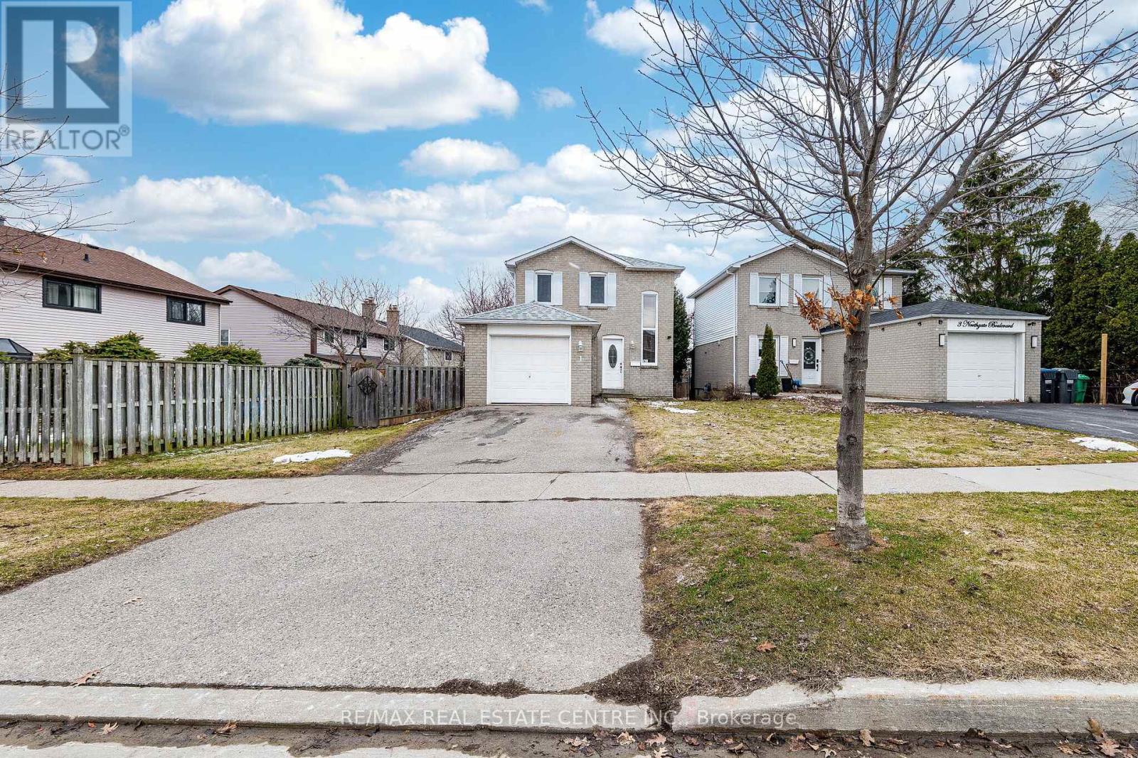 1 NORTHGATE BOULEVARD, Brampton, Ontario
