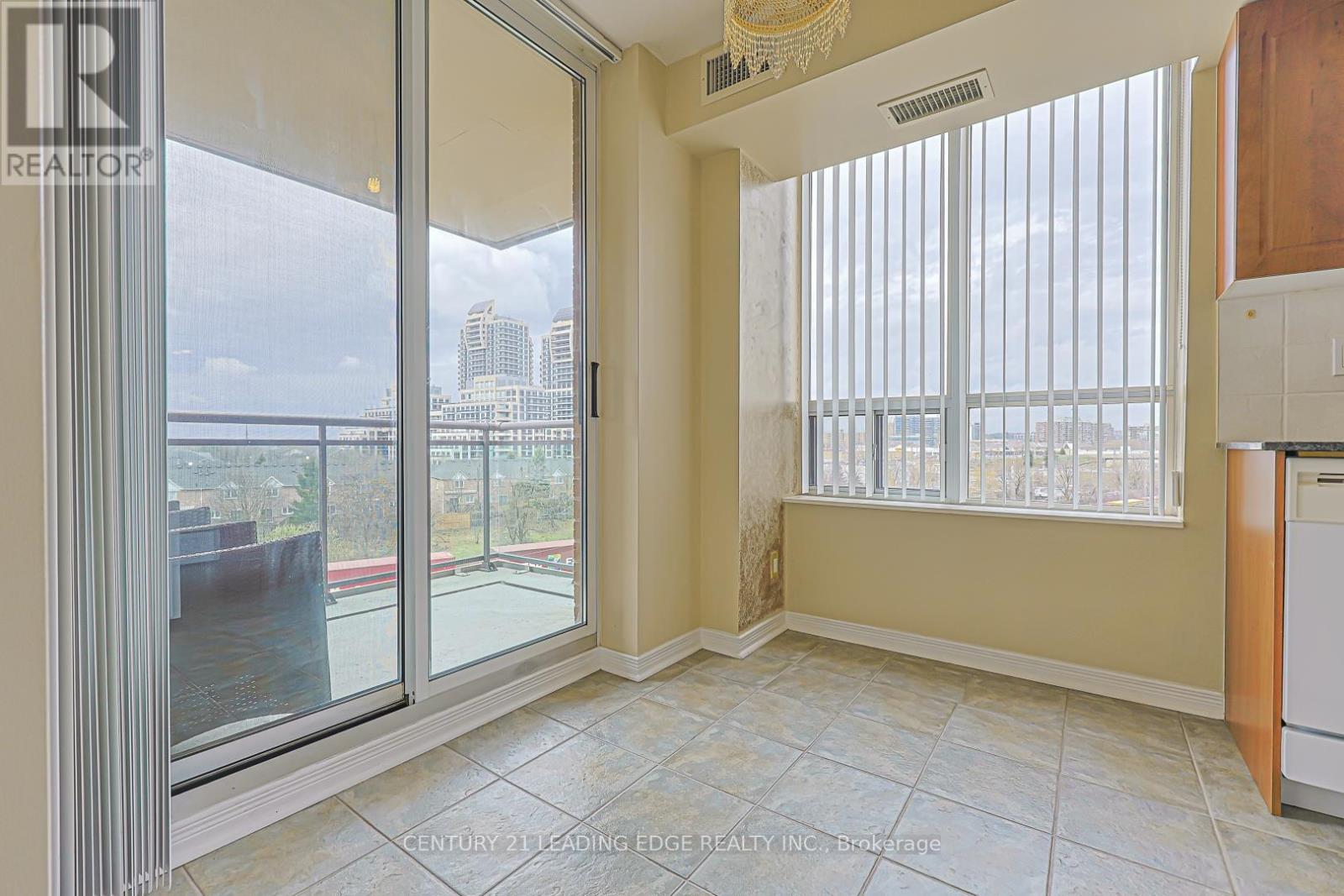 604 - 330 Red Maple Road, Richmond Hill, Ontario  L4C 0T6 - Photo 39 - N13015764