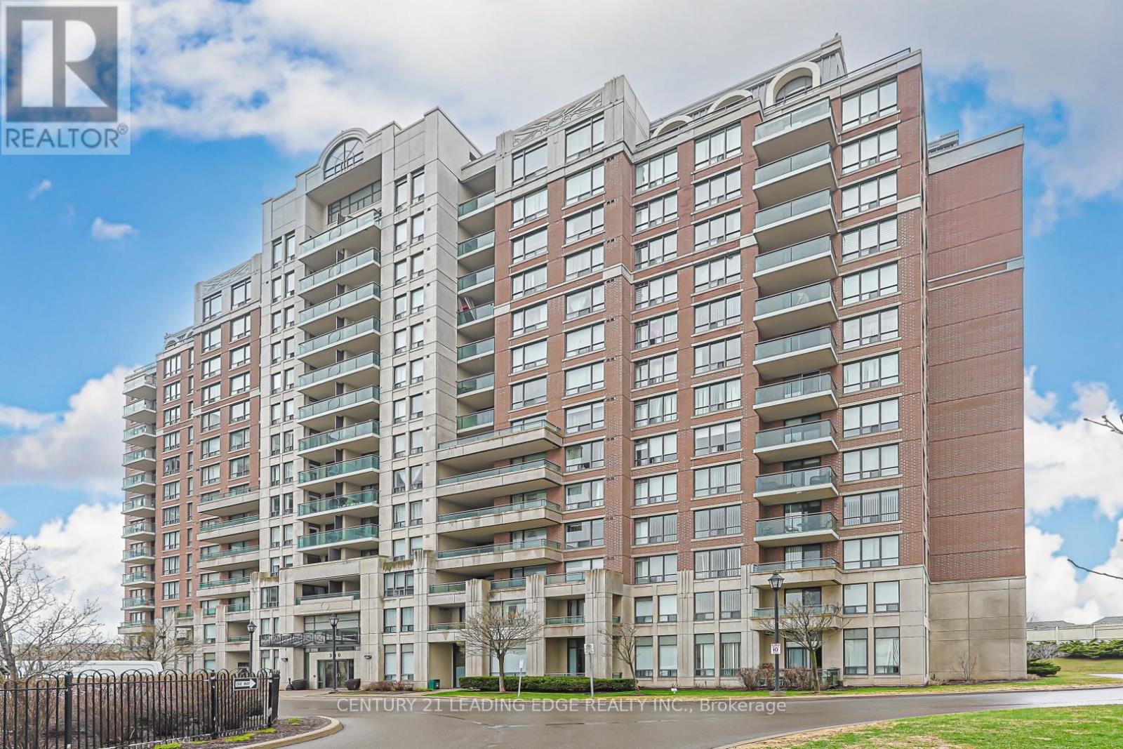 604 - 330 Red Maple Road, Richmond Hill, Ontario  L4C 0T6 - Photo 4 - N13015764