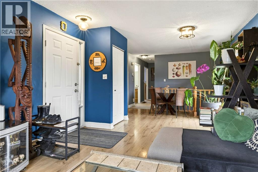 31 Kinross Street Unit# 1, Caledonia, Ontario  N3W 1J7 - Photo 3 - 40812443