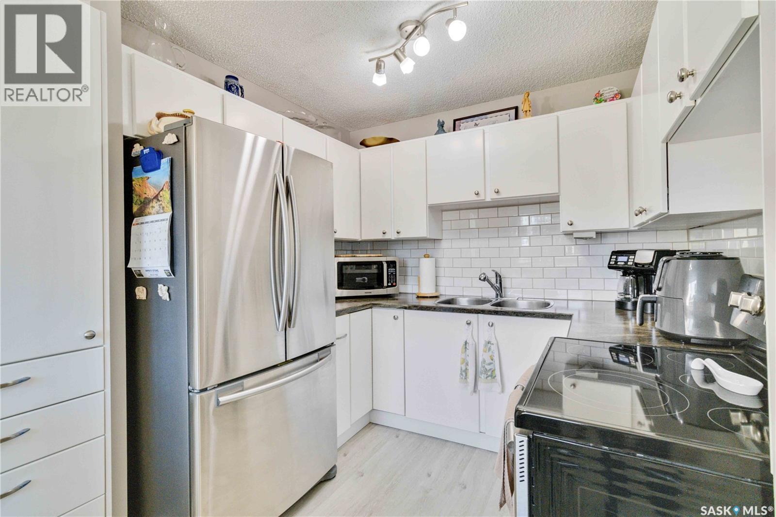 107 1128 Mckercher Drive, Saskatoon, Saskatchewan  S7H 4Y7 - Photo 6 - SK029136