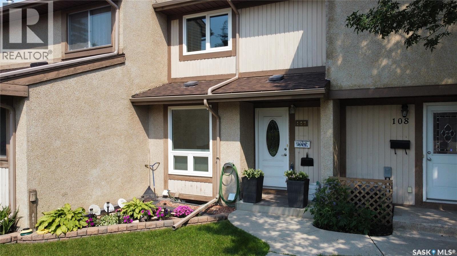 107 1128 McKercher DRIVE, Saskatoon, Saskatchewan