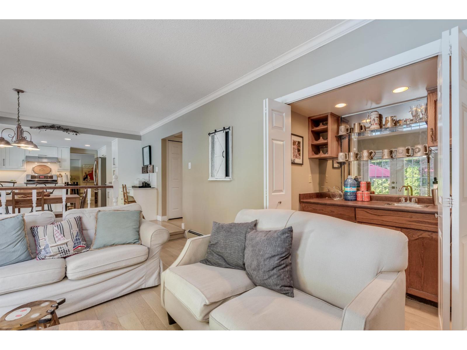 12673 Ocean Cliff Drive, Surrey, British Columbia  V4A 5Z6 - Photo 10 - R3112683