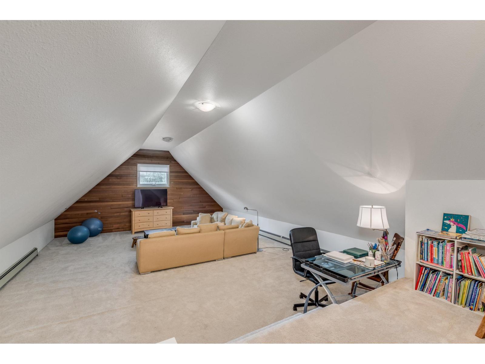 12673 Ocean Cliff Drive, Surrey, British Columbia  V4A 5Z6 - Photo 17 - R3112683