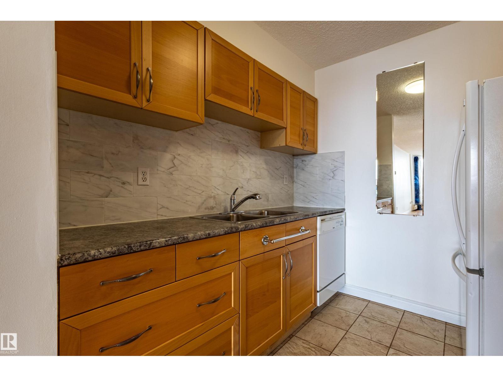 #37 8745 165 St Nw, Edmonton, Alberta  T5R 2R7 - Photo 14 - E4482954