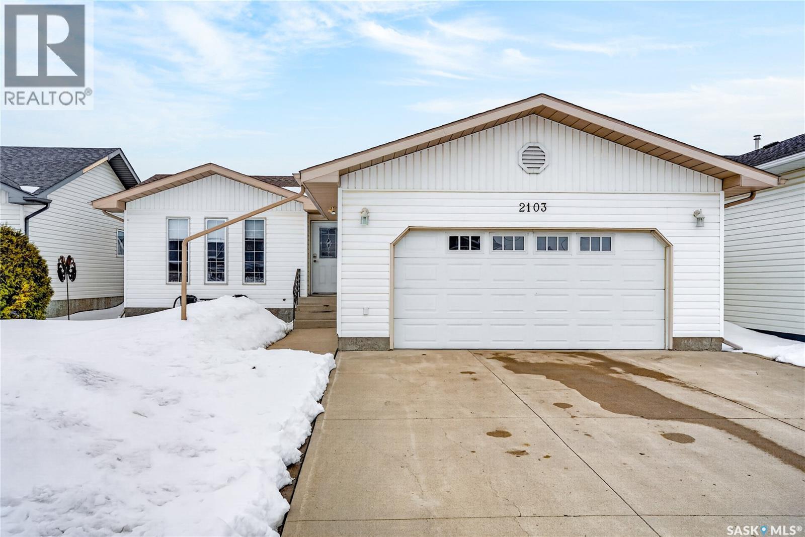 2103 9th AVENUE, Humboldt, Saskatchewan