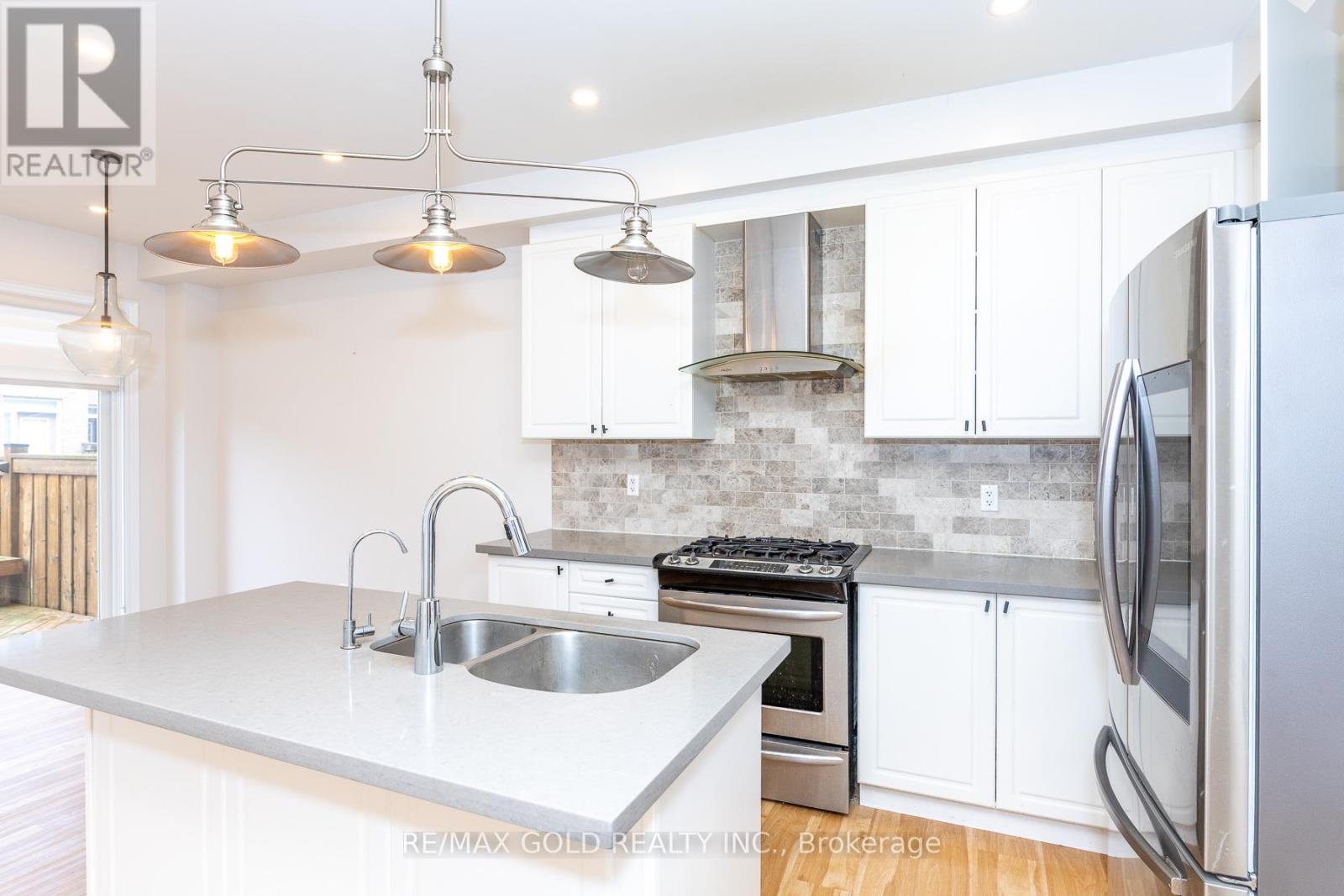 943 Transom Crescent, Milton, Ontario  L9T 8K4 - Photo 18 - W13015712